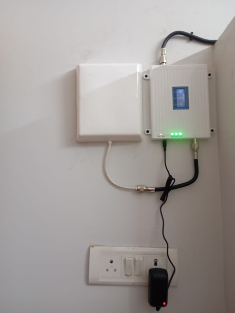 mobile signal booster near hitech-city